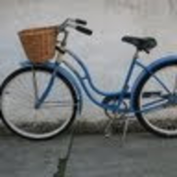 Meet your Posher, Shannon - Picture 1 of 1